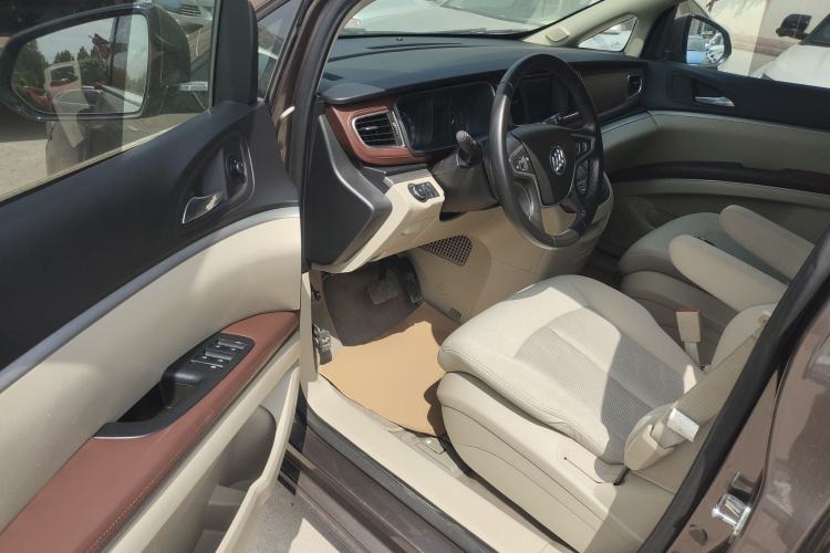 Used Buick GL8 2017 25S Comfort Version China V Standard Driver Seat