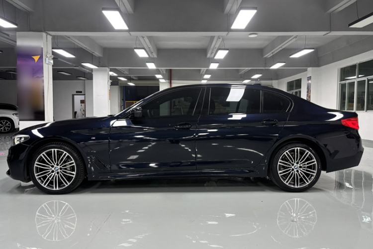 Used BMW 5 Series 2019 530Li Leading Model M Sport Package
