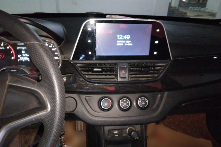 Used Baojun 310 2017 1.5L Automatic Fashion Model