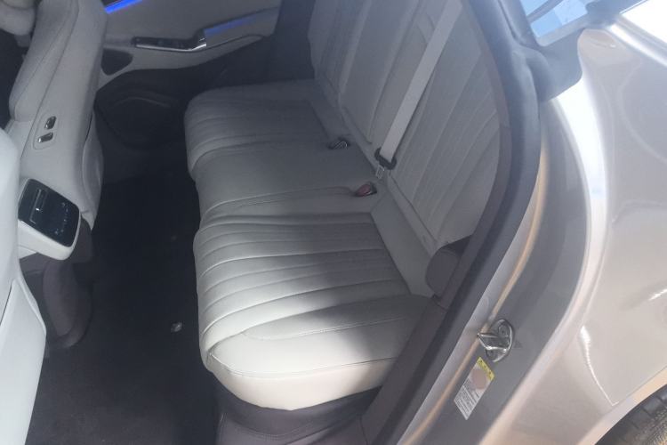 Used Denza Z9GT 2024 1100 Four-Wheel Drive Max Edition Left Rear Seat