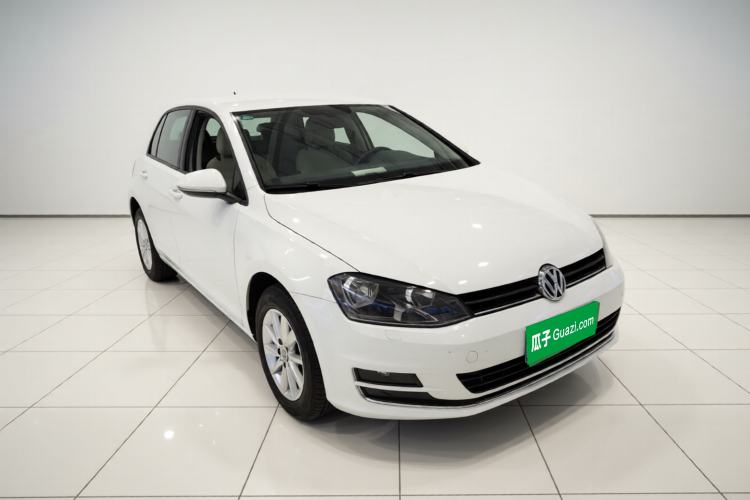 Used Volkswagen Golf 2016 1.6L Automatic Fashion Model