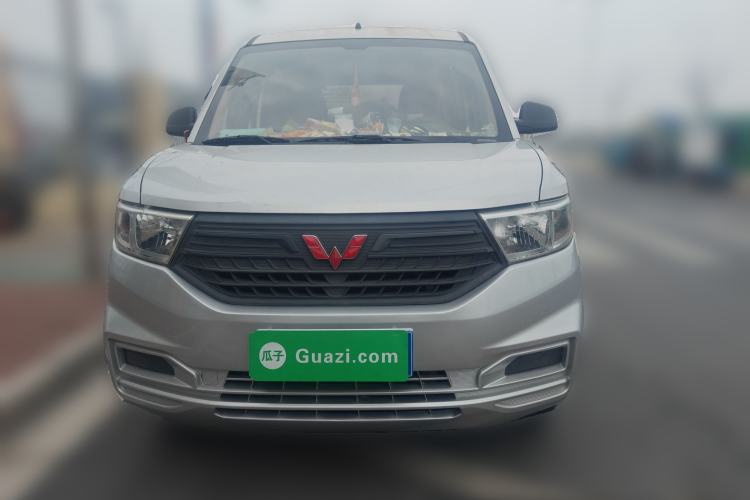 Used Wuling Hongguang V 2019 1.5L Jingqu Version China VI LAR