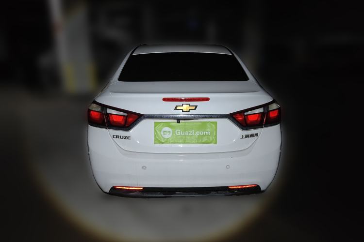 Used Chevrolet Cruze 2015 1.5L Manual Fashion Edition
