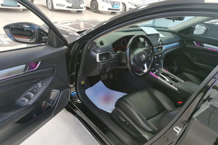 Used Honda Accord 2018 260TURBO Elite Edition China VI Driver Seat