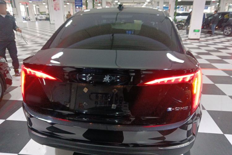 Used Hongqi E-QM5 2023 Revised Version Basic Travel Edition