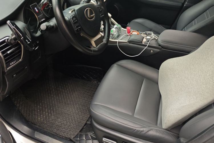 Used Lexus NX 2018 300h Front-Wheel-Drive FENGSHANG Version China V Emission Standard Left Front Seat