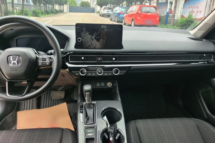 Used Honda Civic 2023 240TURBO CVT Dynamic · Center Stage Special Edition Audio And AC Panel