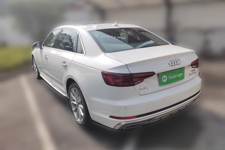Used Audi A4L 2019 40 TFSI Fashion Edition China VI Emission Standard
