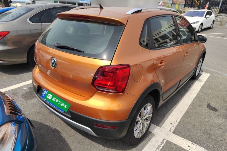 Used Volkswagen Polo 2016 1.6L Cross Polo Automatic Rear Right 45 Deg