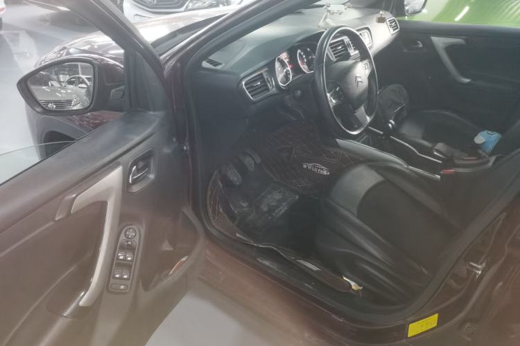 Used Citroen C3-XR 2015 1.6L Manual Pioneer Model Driver Seat