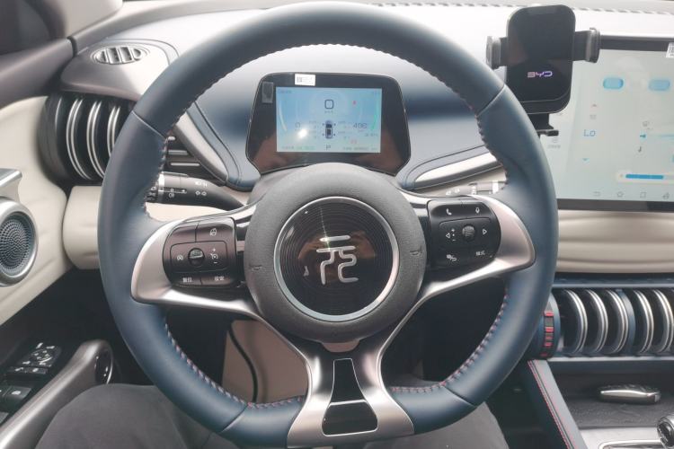 Used BYD Yuan PLUS 2022 510 km Luxury Version Steering Wheel