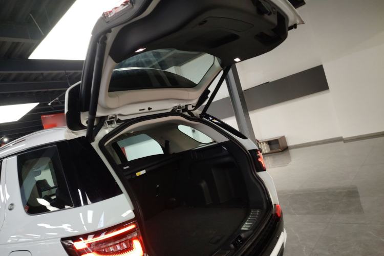 Used Land Rover Discovery Sport New Energy 2022 Facelifted P300e Plug-in Hybrid Electric Version