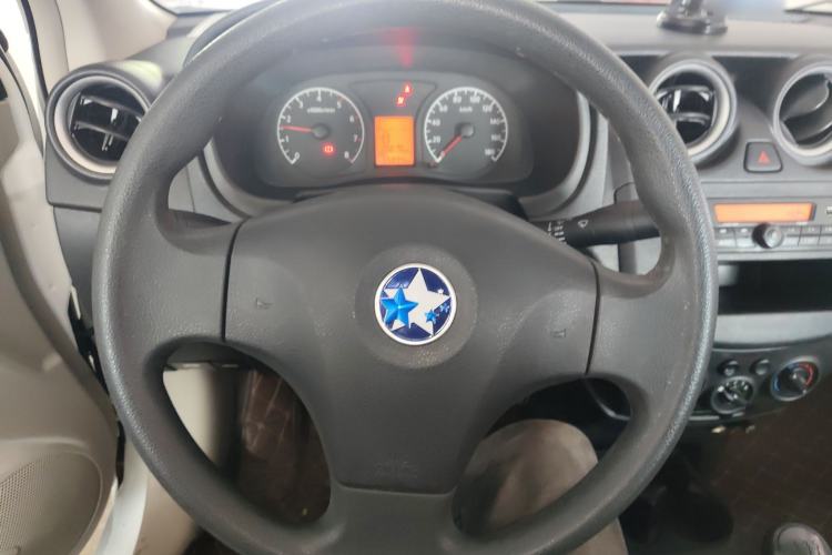 Used Venucia R30 2014 1.2L Manual Enjoyment Edition
