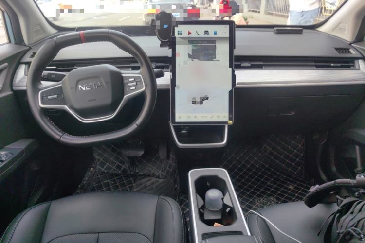 Used NETA V 2022 Chao 400 Lite Center Console