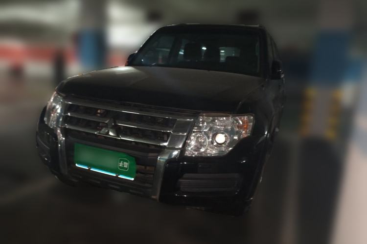 Used Mitsubishi Pajero 2016 3.0L Automatic Standard Version China V Standard Guazi used car, China used car export, Used car for sale, Used cars, Cheapest cars for sale
