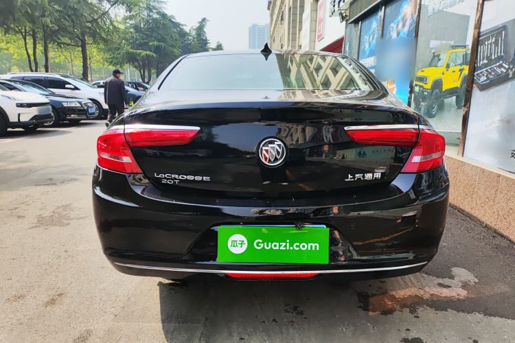 Used Buick LaCrosse 2018 20T Elite Edition Rear