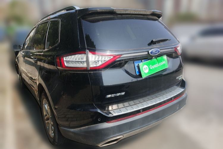 Used Ford Edge 2016 EcoBoost 245 Two-Wheel-Drive Titanium 7-Seater
