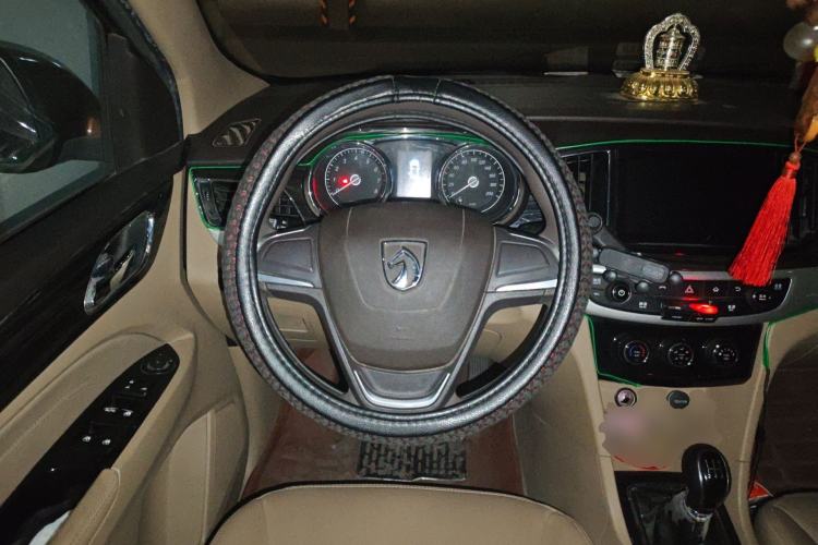 Used Baojun 730 2016 1.5L Manual Comfort Version 7 Seats China V Emission Standard