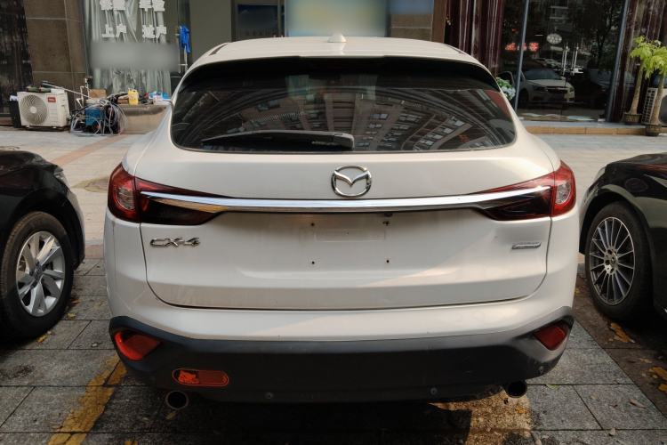 Used Mazda CX-4 2018 2.0L Automatic Two-Wheel Drive Blue Sky Dynamic Version China V Standard Rear