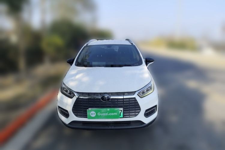 Used BYD Yuan New Energy 2019 EV535 Smart Connect Trendsetting Model Front