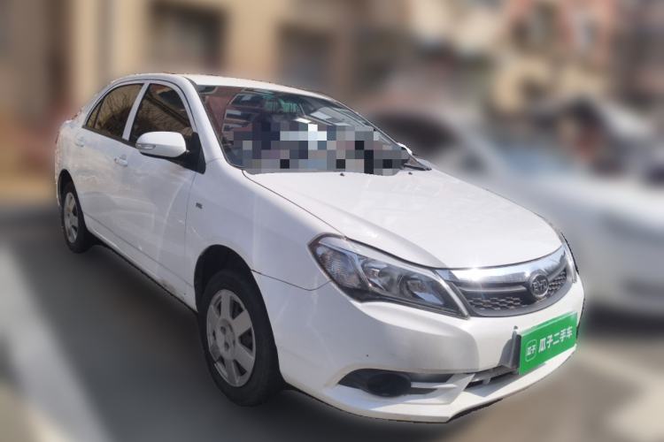 Used BYD F3 2015 Energy-Efficient Model 1.5L Manual Comfort Edition Front Right 45 Deg