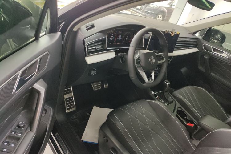 Used Volkswagen Tiguan L 2024 330TSI Automatic Two-Wheel Drive R-Line Enhanced Edition Driver Seat