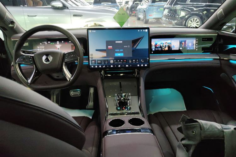 Used Denza Z9GT 2024 1100 Four-Wheel Drive Ultra Version
