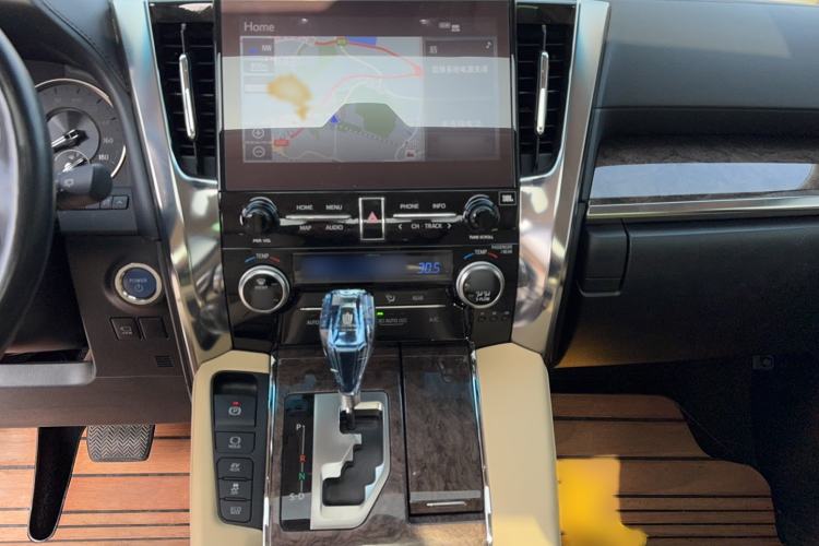 Used Toyota Vellfire 2023 Crown Dual-Engine 2.5L HV Prestige Edition
