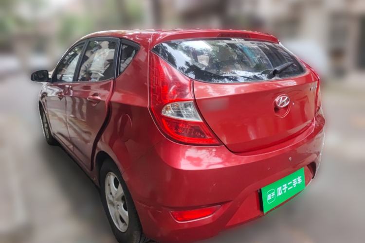 Used Hyundai Verna (older generation) 2011 Hatchback 1.4L Automatic Fashion GT Rear Left 45 Deg