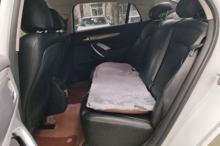 Used DS 5LS 2014 1.8L automatic Comfort version VTi140