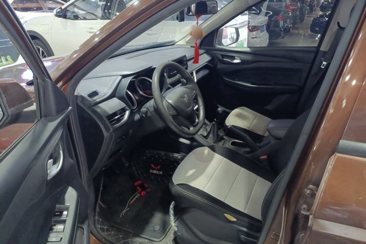 Used Wuling Hongguang S3 2019 1.5L Manual Standard Version China VI Standard