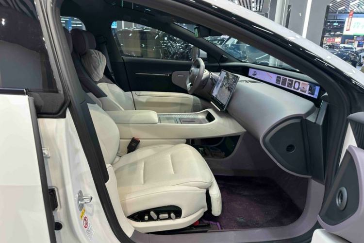 Used Avatr 12 2025 Max All-Electric Version