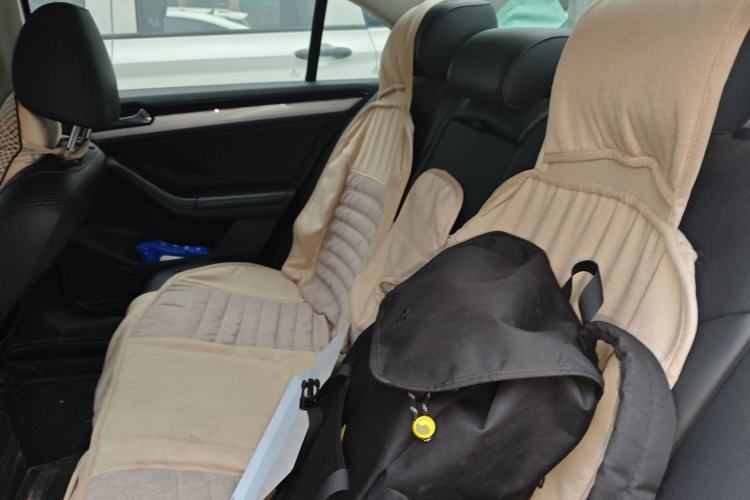 Used Volkswagen Sagitar 2015 1.6L Manual Comfort Model