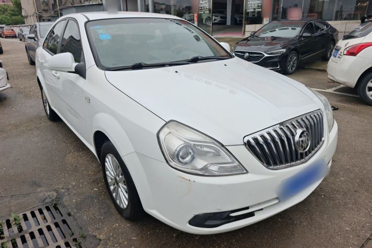 Used Buick Excelle 2015 1.5L Automatic Classic Model Front Right 45 Deg