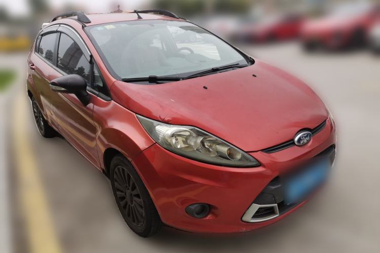 Used Ford Fiesta 2011 Hatchback 1.5L Automatic Fashion Edition Front Right 45 Deg
