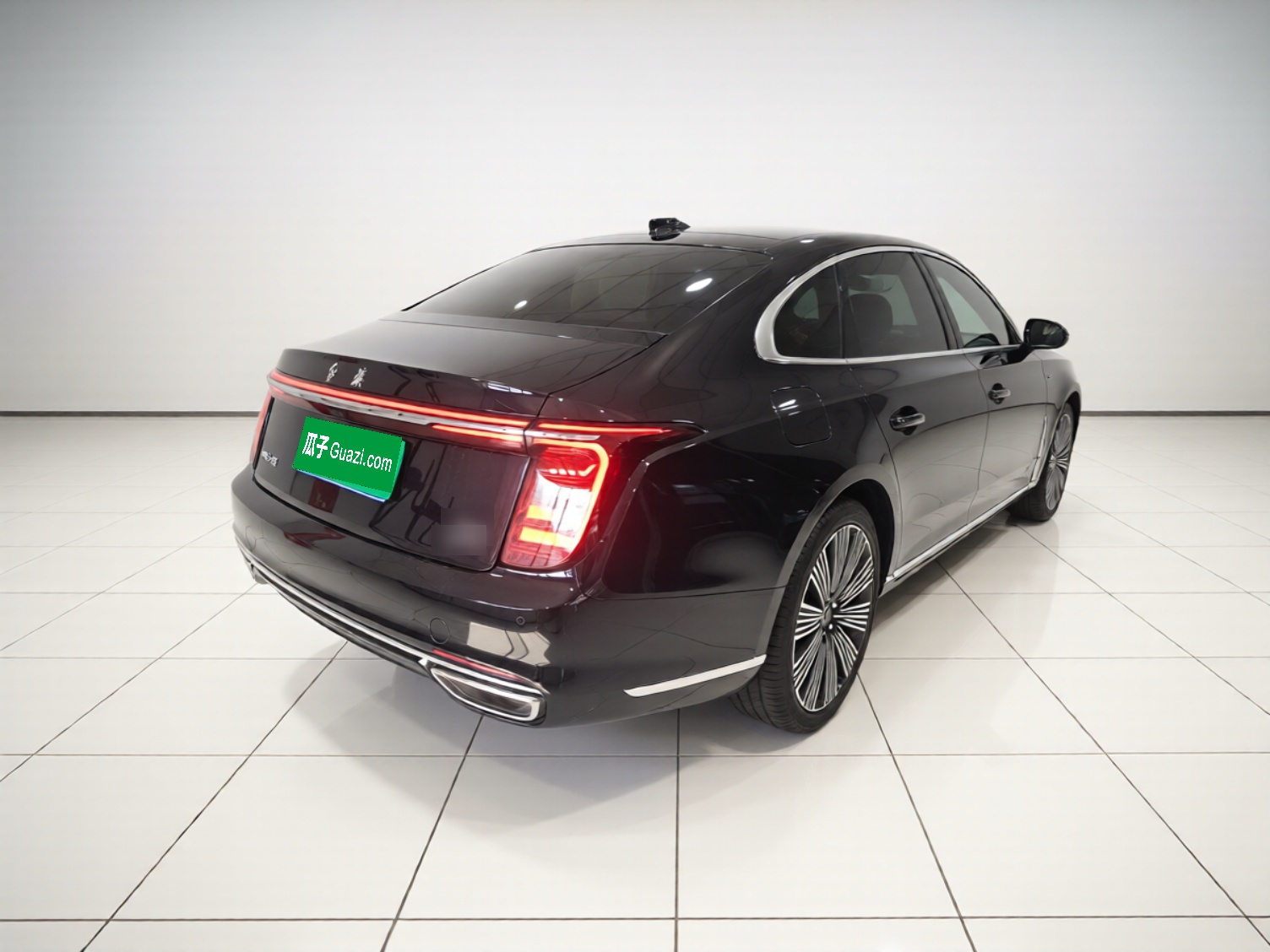 Hongqi H9 2025 Model Facelifted 2.0T Two-Wheel Drive Flag-Style Luxury Business Edition, 5 Seats - Chinese Trim Xiang — снимка 6