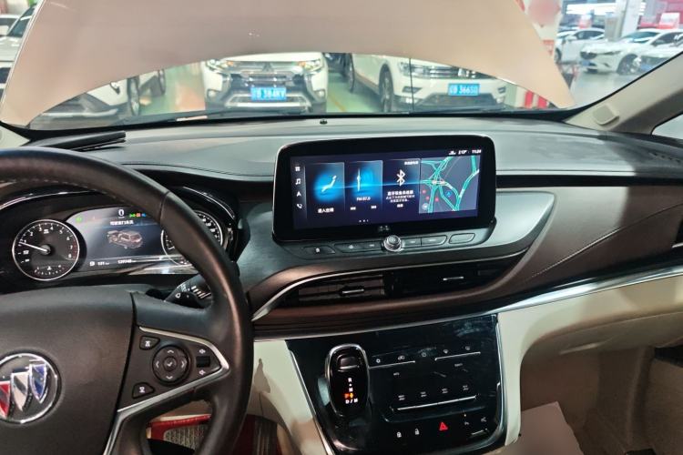 Used Buick GL8 2021 Land Cruiser Executive Class 652T Smart Luxury Model
