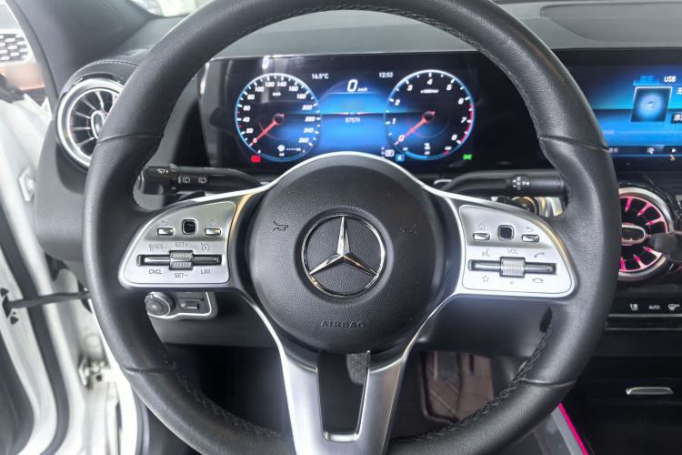 Used Mercedes-Benz GLB 2022 Second Facelift GLB 200 Dynamic Edition
