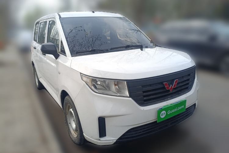 Used Wuling Hongguang PLUS 2020 1.5L Manual Standard Edition 7-Seater
