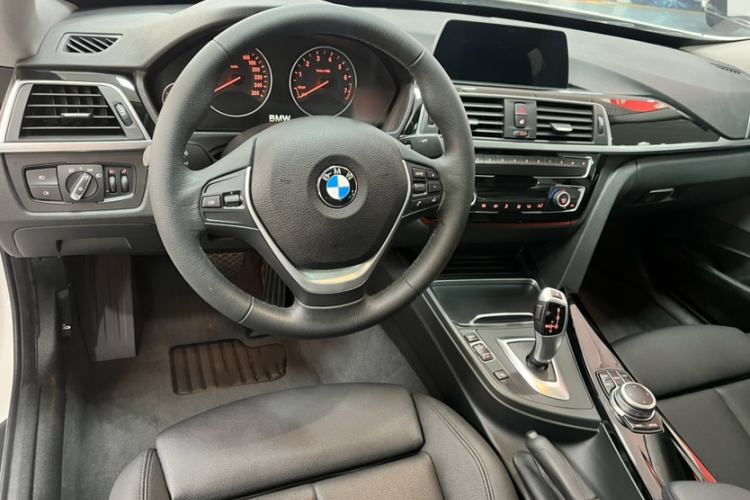 Used BMW 3 Series GT 2019 320i Sport Edition

