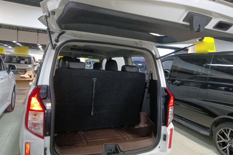 Used Wuling Hongguang PLUS 2019 1.5T Manual Luxury 7-Seater
