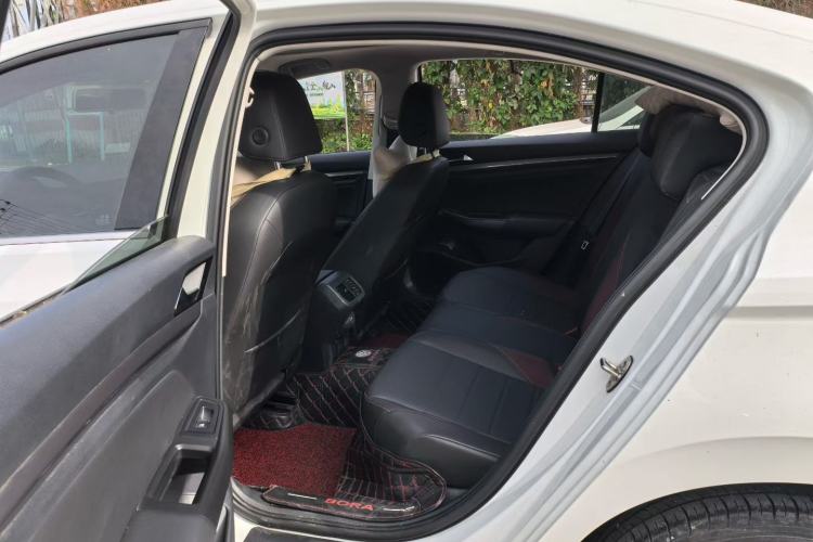 Used Volkswagen Bora 2021 1.5L Automatic Comfort Smart Connect Edition Interior 9