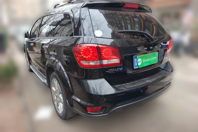 Used Dodge Journey 2013 2.4L Two-Wheel Drive Luxury Version