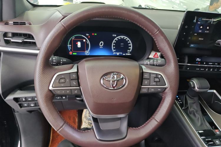 Used Toyota Granvia 2024 2.5L Hybrid Prestige PLUS Four-Wheel Drive Version Steering Wheel