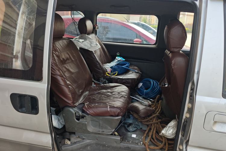 Used FORTHING Lingzhi 2013 M3 1.6L 7-seat Standard Model