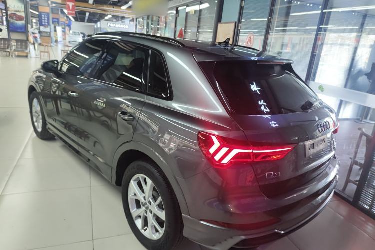 Used Audi Q3 2019 35 TFSI Advanced Dynamic Edition
