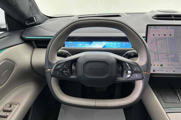 Used Lynk & Co Z10 2025 95 kWh 806 km Range Rear-Wheel Drive Advanced Driver-Assistance System Max
