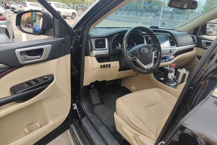 Used Toyota Highlander 2015 2.0T Four-Wheel Drive Elite Edition 7-Seater
