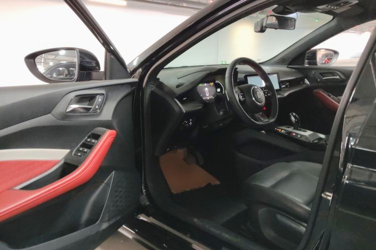 Used MG 5 2021 Revised 300TGI DCT Qingshè Luxurious Enjoyment Edition Driver Seat