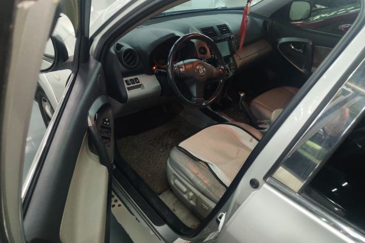 Used Toyota RAV4 2009 2.4L Automatic Luxury Edition